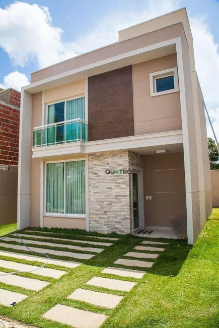 Foto 1 de Casa de Condomínio com 3 Quartos à venda, 98m² em Coacu, Eusébio