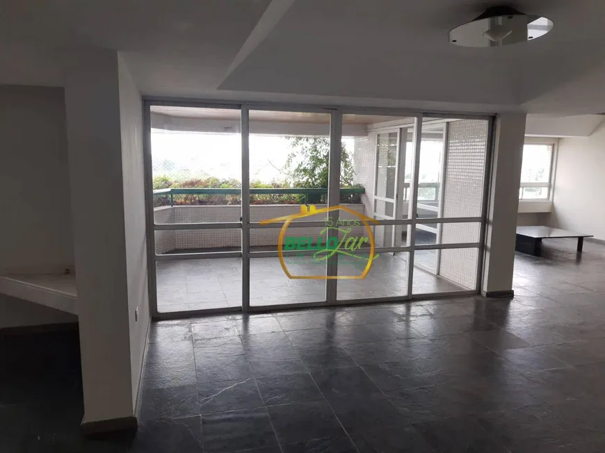 Foto 1 de Apartamento com 3 Quartos à venda, 300m² em Monteiro, Recife