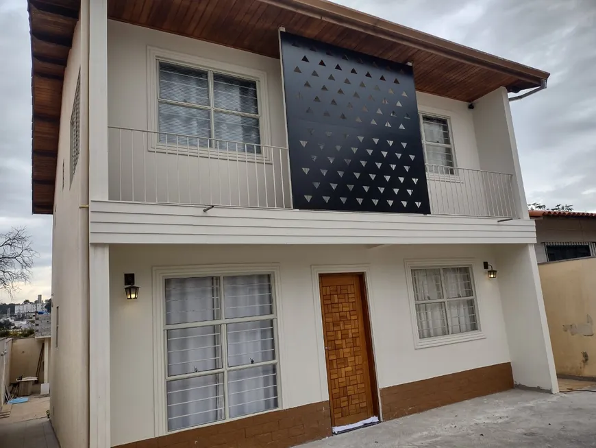 Foto 1 de Casa com 4 Quartos à venda, 240m² em Jardim Nova Ipanema, Sorocaba