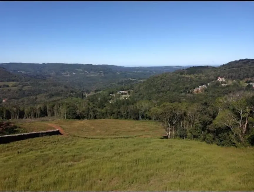 Foto 1 de Lote/Terreno à venda, 31579m² em Carazal, Gramado