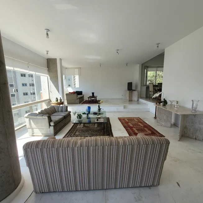 Foto 1 de Apartamento com 4 Quartos para venda ou aluguel, 280m² em Panamby, São Paulo