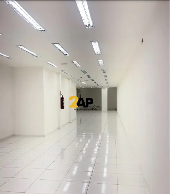 Foto 1 de Galpão/Depósito/Armazém para alugar, 140m² em Santo Amaro, São Paulo