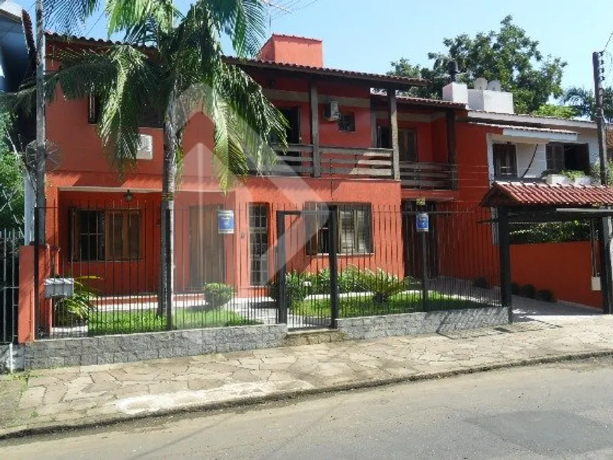 Foto 1 de Casa com 4 Quartos à venda, 320m² em Jardim Planalto, Porto Alegre