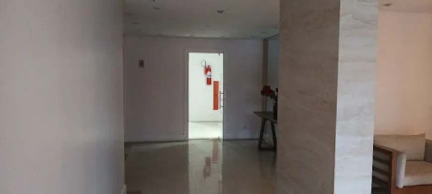 Foto 1 de Apartamento com 2 Quartos à venda, 55m² em Campo Limpo, São Paulo