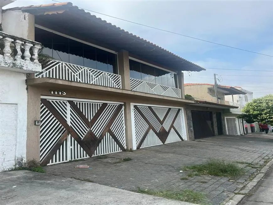 Foto 1 de Sobrado com 3 Quartos à venda, 272m² em Vila Carrão, São Paulo