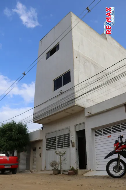 Foto 1 de Prédio Comercial com 2 Quartos à venda, 315m² em Malaquias Cardoso, Santa Cruz do Capibaribe