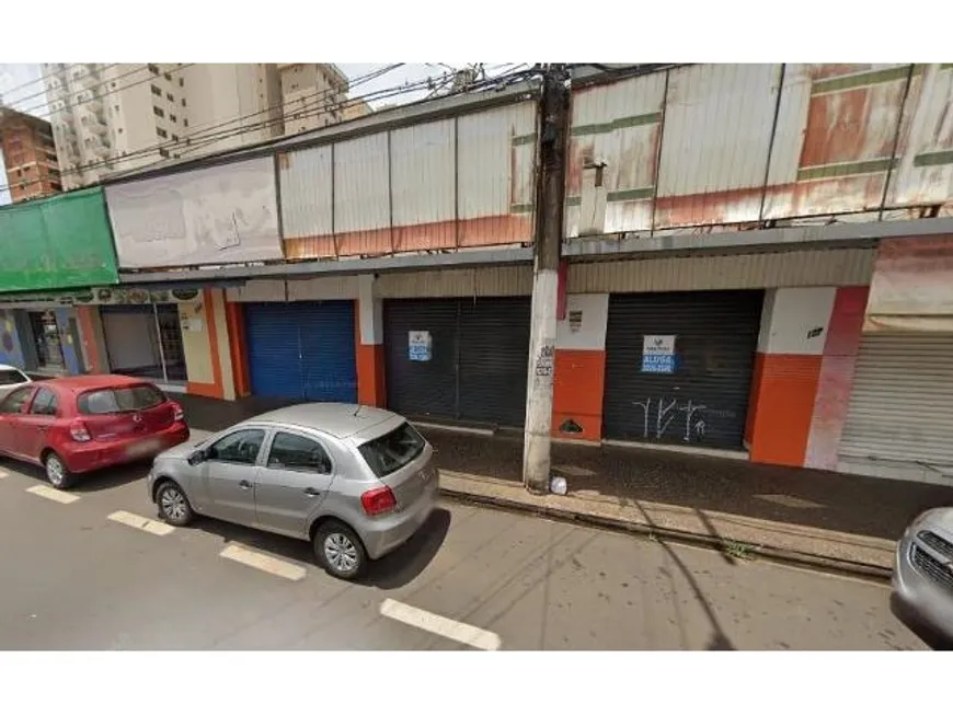 Foto 1 de Ponto Comercial para alugar, 240m² em Tabajaras, Uberlândia