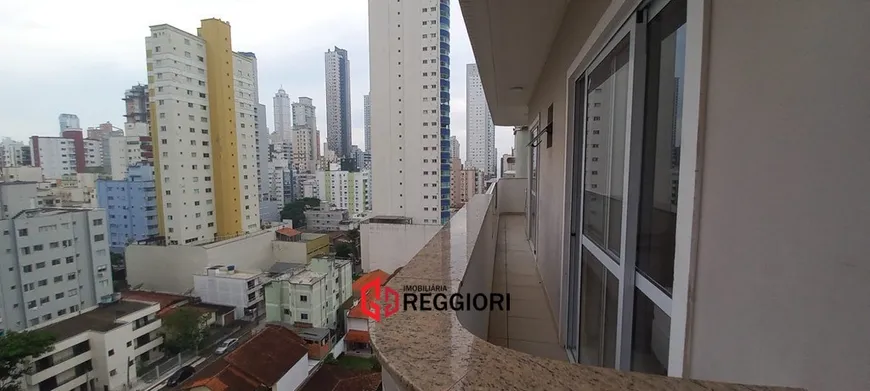 Foto 1 de Apartamento com 3 Quartos à venda, 121m² em Centro, Balneário Camboriú