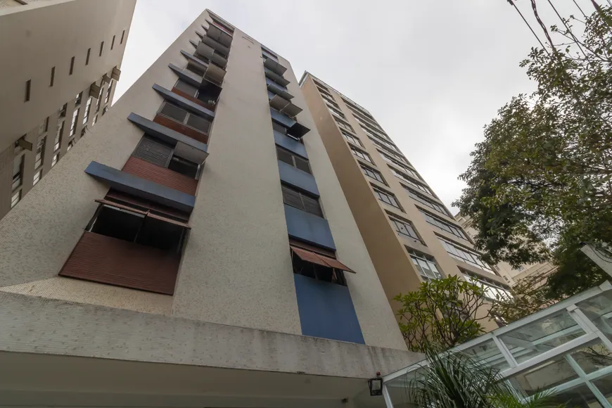 Foto 1 de Apartamento com 2 Quartos à venda, 87m² em Cerqueira César, São Paulo