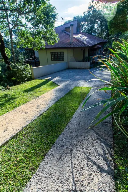 Foto 1 de Casa com 4 Quartos à venda, 340m² em Monte Verde, Camanducaia