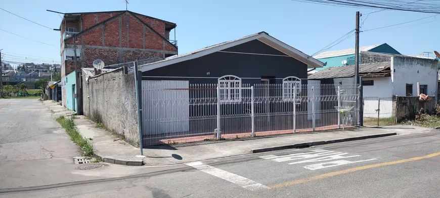 Foto 1 de Casa com 3 Quartos à venda, 120m² em Campo Comprido, Curitiba