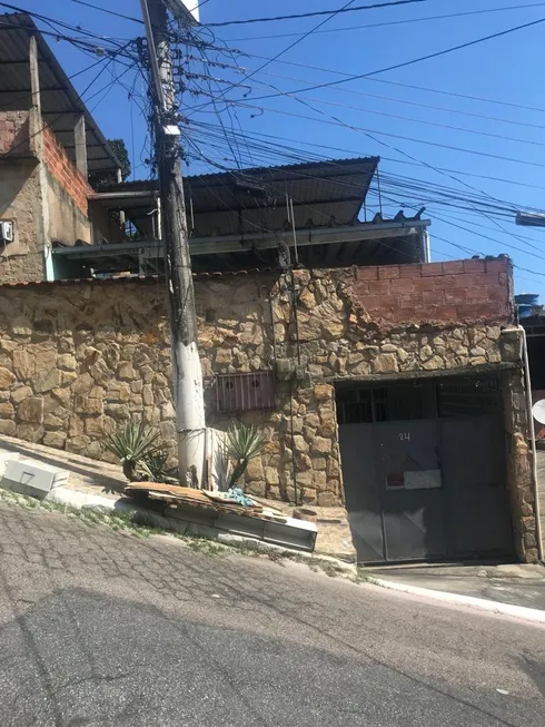 Foto 1 de Casa com 4 Quartos à venda, 216m² em Parque Lafaiete, Duque de Caxias