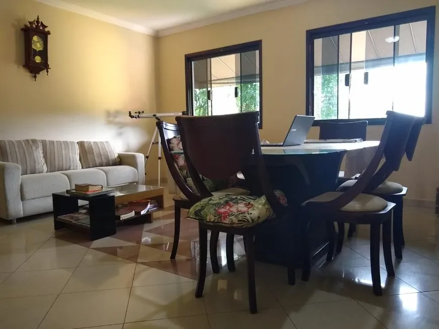 Foto 1 de Casa com 3 Quartos à venda, 250m² em Samambaia, Mairiporã