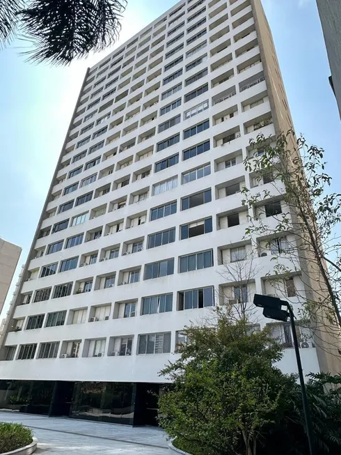 Foto 1 de Apartamento com 2 Quartos à venda, 131m² em Itaim Bibi, São Paulo