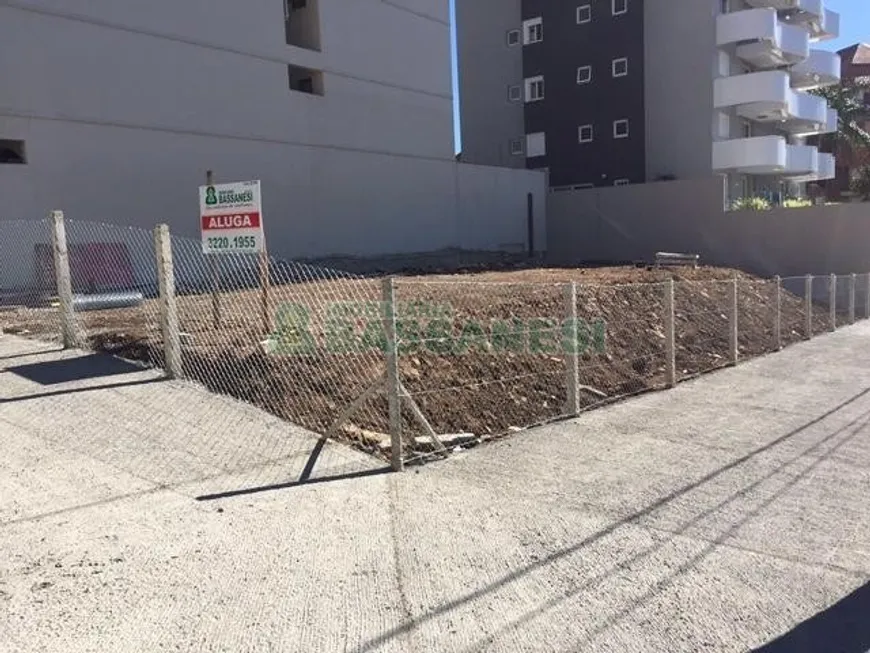 Foto 1 de Lote/Terreno para alugar, 392m² em Jardim América, Caxias do Sul