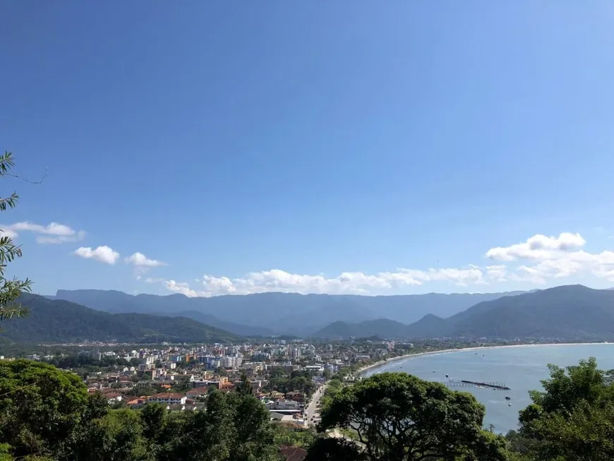 Foto 1 de Casa com 3 Quartos à venda, 320m² em Itaguá, Ubatuba