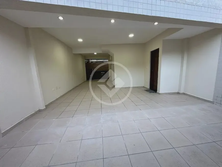 Foto 1 de Sobrado com 3 Quartos à venda, 145m² em Aparecida, Santos