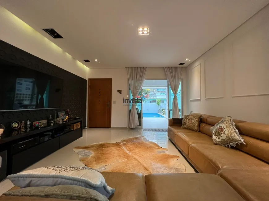 Foto 1 de Casa com 4 Quartos à venda, 310m² em Ponta da Praia, Santos
