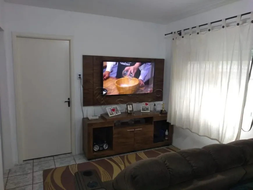 Foto 1 de Apartamento com 2 Quartos à venda, 48m² em Fragata, Pelotas