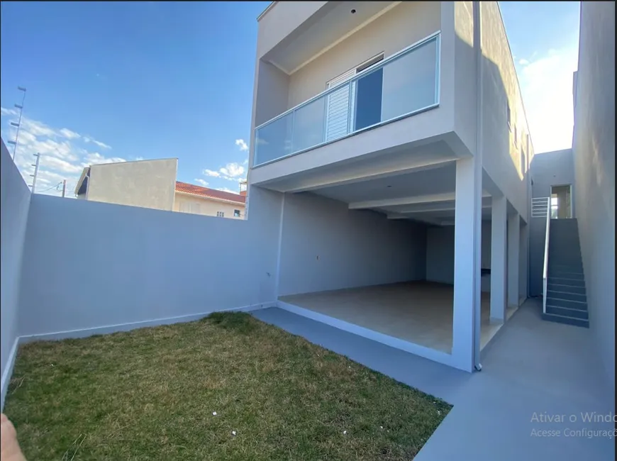 Foto 1 de Casa com 3 Quartos à venda, 170m² em Jardim Cambui, Botucatu