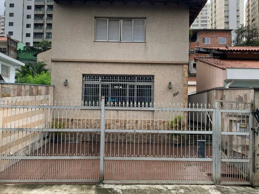 Foto 1 de Sobrado com 3 Quartos à venda, 213m² em Chácara Inglesa, São Paulo