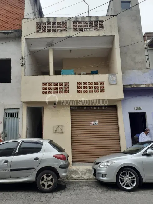 Foto 1 de Sobrado com 2 Quartos à venda, 130m² em Eldorado, Diadema