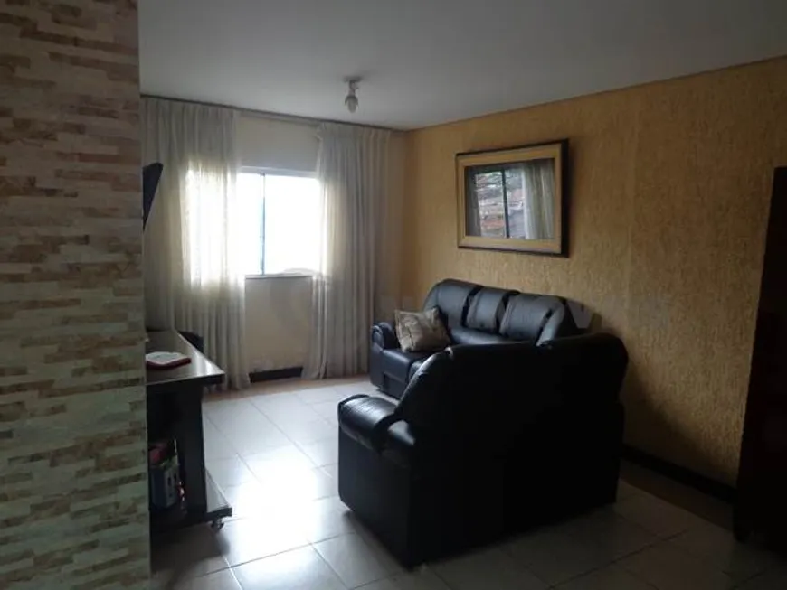 Foto 1 de Casa com 4 Quartos à venda, 360m² em Novo Glória, Belo Horizonte