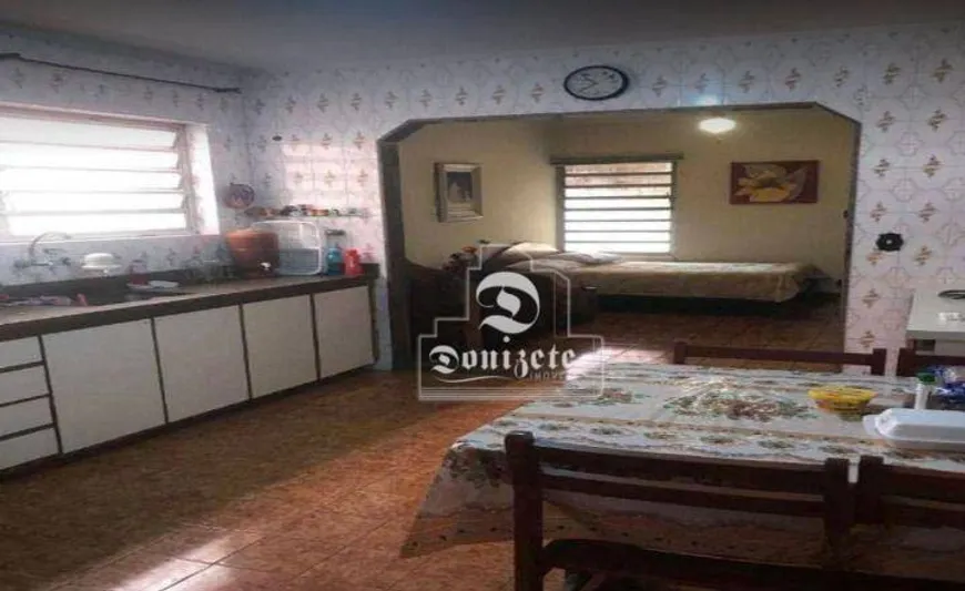 Foto 1 de Sobrado com 2 Quartos à venda, 150m² em Vila Pires, Santo André