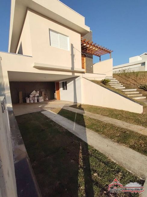 Casa condomínio Residencial Fogaça Jacareí 3 dormitórios 1 suíte