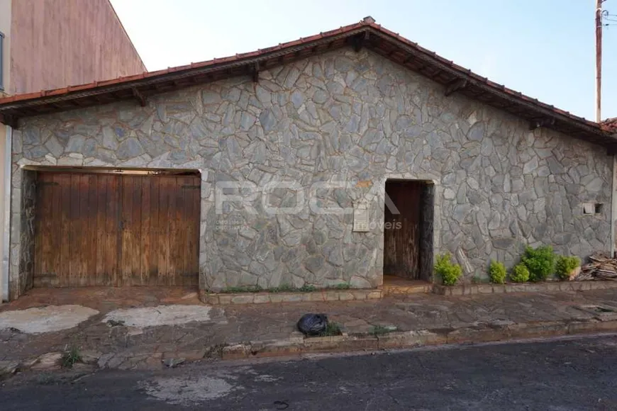 Foto 1 de Casa com 3 Quartos à venda, 150m² em Jardinopolis, Jardinópolis