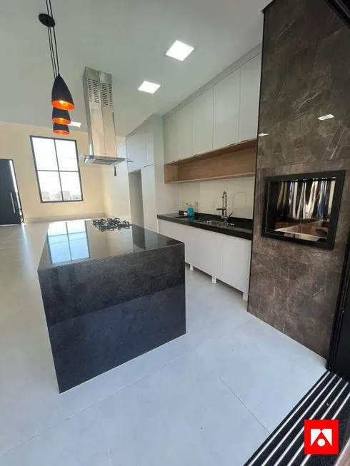 Foto 1 de Casa de Condomínio com 3 Quartos à venda, 220m² em Jardim Recanto das Aguas, Nova Odessa