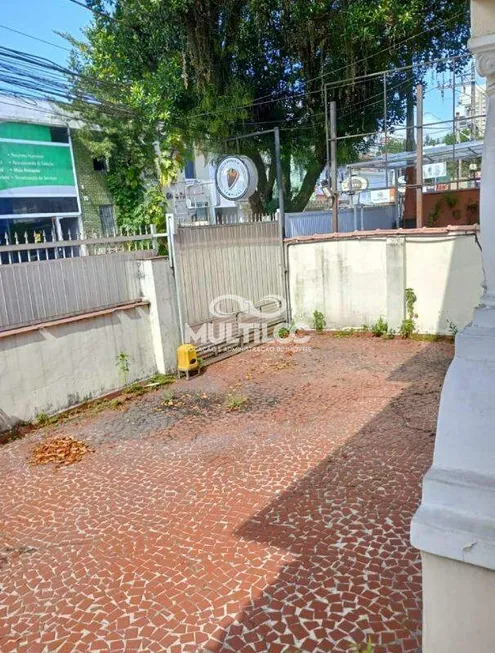 Foto 1 de Casa com 3 Quartos para alugar, 306m² em Boqueirão, Santos