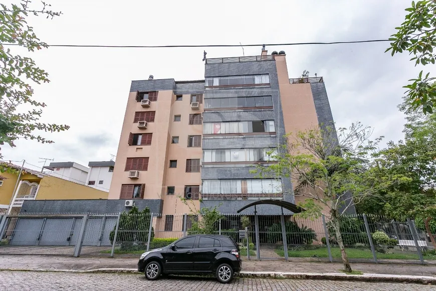 Foto 1 de Apartamento com 3 Quartos à venda, 137m² em Jardim Lindóia, Porto Alegre