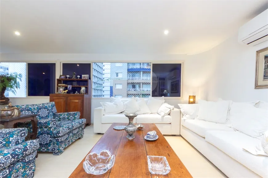 Foto 1 de Apartamento com 3 Quartos à venda, 149m² em Itaim Bibi, São Paulo