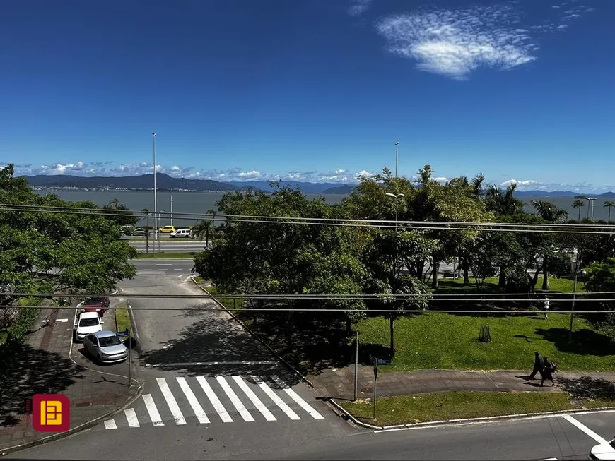 Foto 1 de Apartamento com 4 Quartos à venda, 159m² em Agronômica, Florianópolis