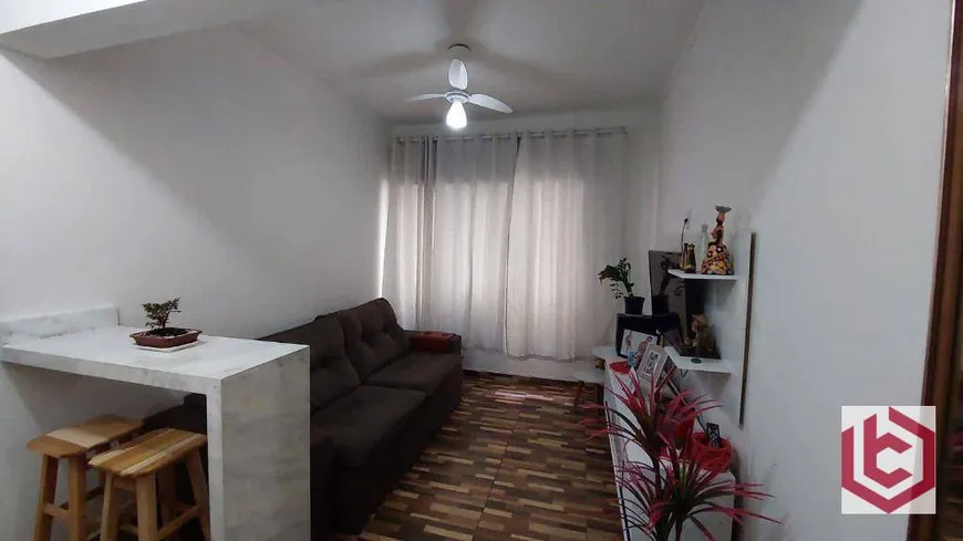 Foto 1 de Apartamento com 1 Quarto à venda, 50m² em Embaré, Santos