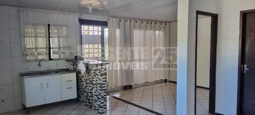 Foto 1 de Casa com 6 Quartos à venda, 250m² em Córrego Grande, Florianópolis