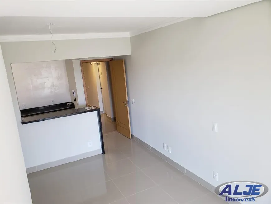 Foto 1 de Apartamento com 3 Quartos à venda, 84m² em Cascata, Marília