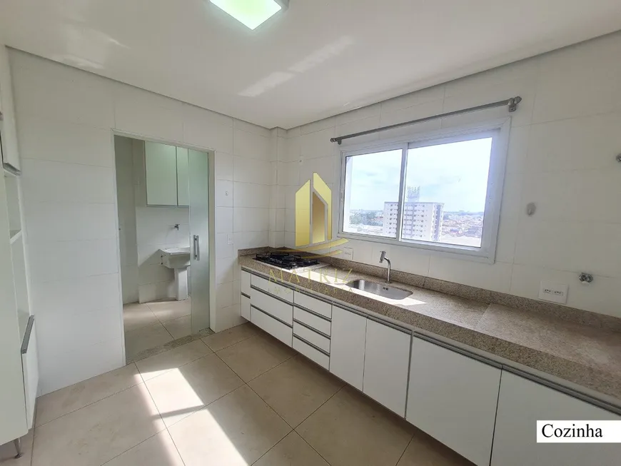 Foto 1 de Apartamento com 3 Quartos à venda, 106m² em Estação, Franca