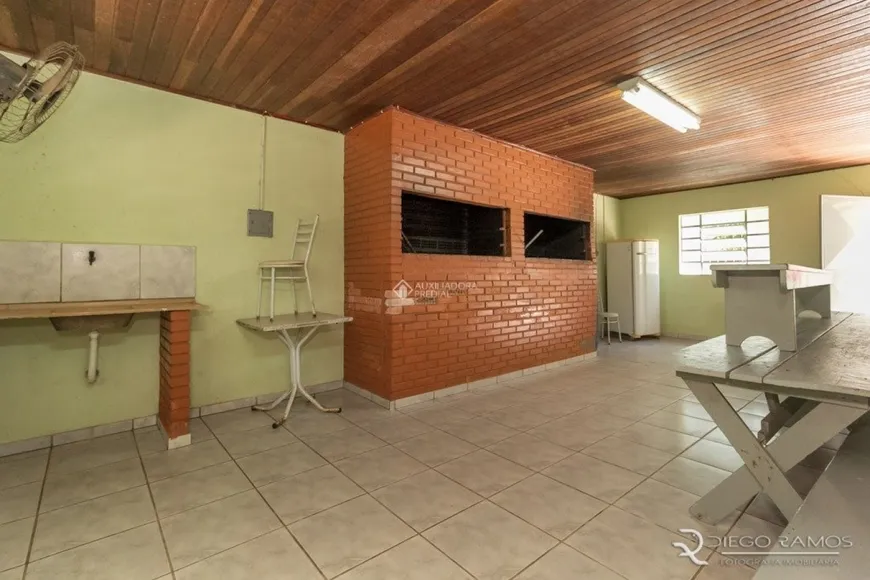 Foto 1 de Apartamento com 1 Quarto à venda, 49m² em Humaitá, Porto Alegre