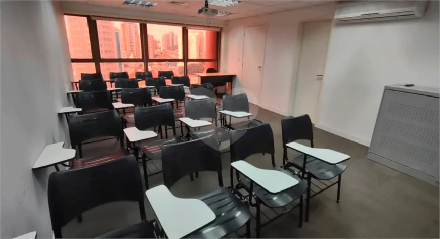 Foto 1 de Sala Comercial para venda ou aluguel, 270m² em Chácara Santo Antônio, São Paulo