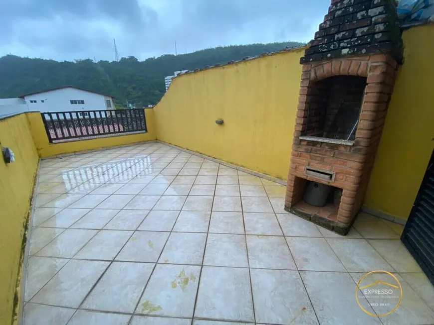 Foto 1 de Sobrado com 3 Quartos à venda, 182m² em Vila Valença, São Vicente