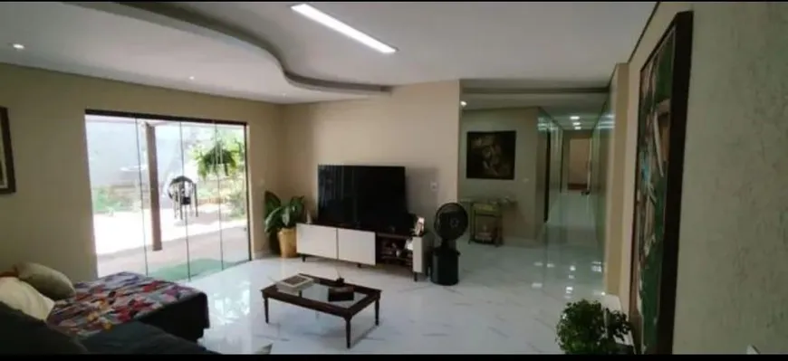 Foto 1 de Casa com 2 Quartos à venda, 344m² em Setor de Mansões de Sobradinho, Brasília