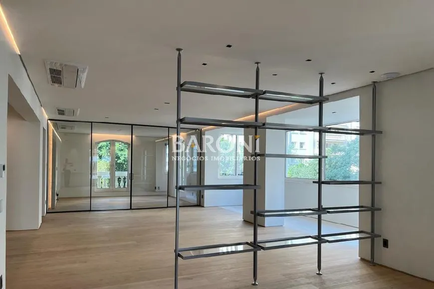 Foto 1 de Apartamento com 4 Quartos à venda, 340m² em Jardim América, São Paulo