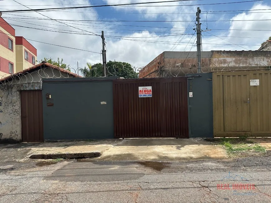 Foto 1 de Casa com 2 Quartos para alugar, 398m² em Candelaria, Belo Horizonte