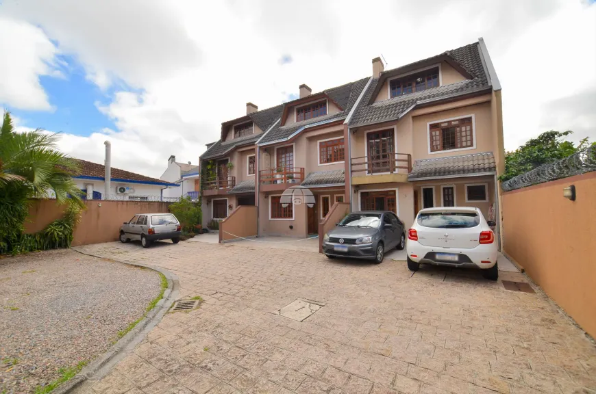 Foto 1 de Casa com 3 Quartos à venda, 114m² em Boa Vista, Curitiba