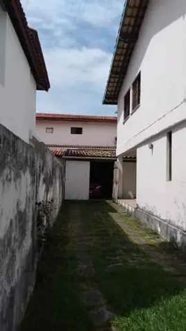 Foto 1 de Casa com 4 Quartos à venda, 390m² em Vilas do Atlantico, Lauro de Freitas