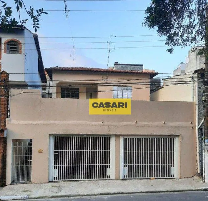 Foto 1 de Casa com 3 Quartos à venda, 250m² em Jardim Moncoes, Santo André