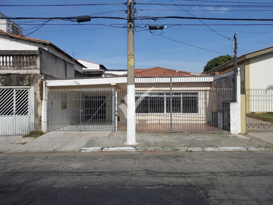 Foto 1 de Casa com 3 Quartos para alugar, 200m² em Vila Antonieta, São Paulo