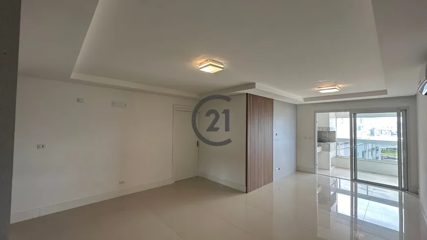 Foto 1 de Apartamento com 3 Quartos à venda, 120m² em Balneario do Estreito, Florianópolis